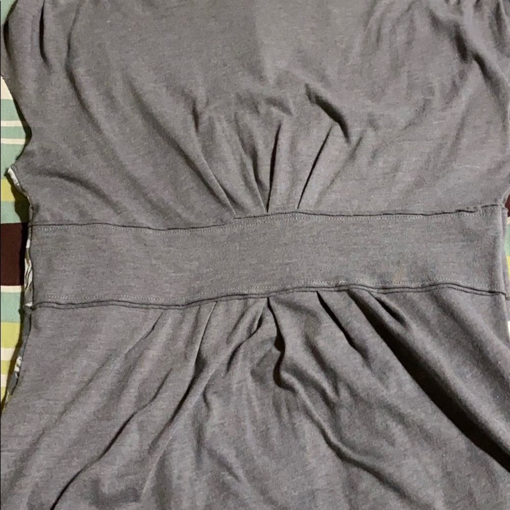 Pullover Top. Euc! - image 6